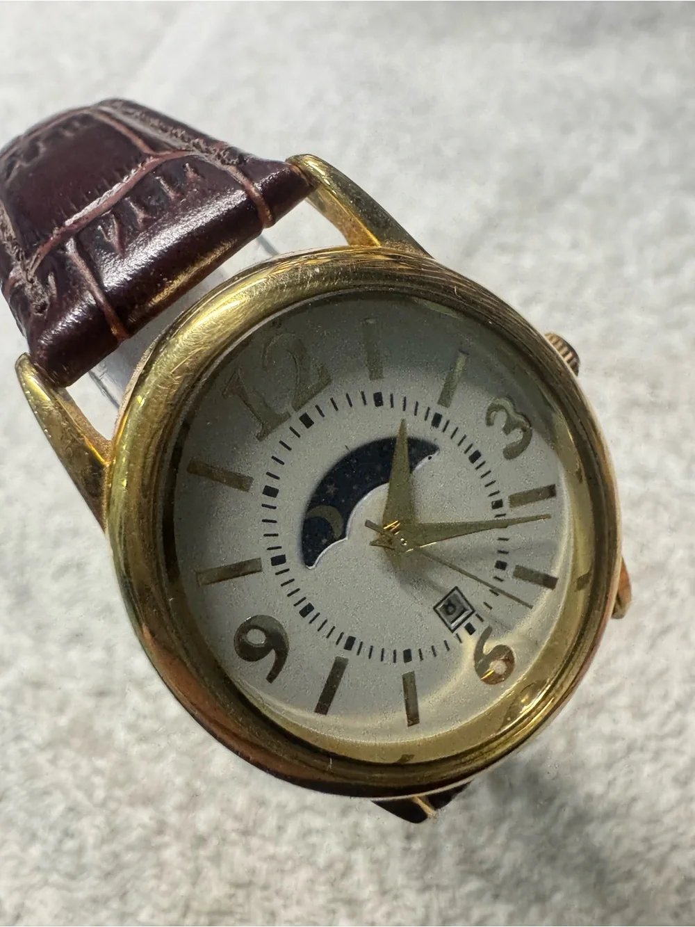 Classic Moonphase Gold-Tone Men’s Watch with Brown Leather Strap